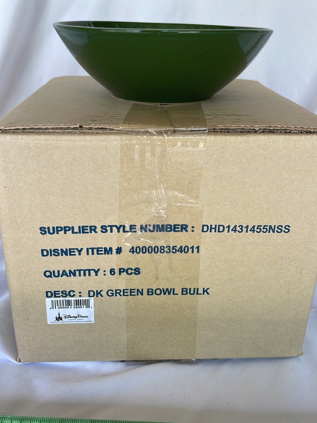 NIB Disney Gourmet Green Set of 6 soup/cereal, bowls