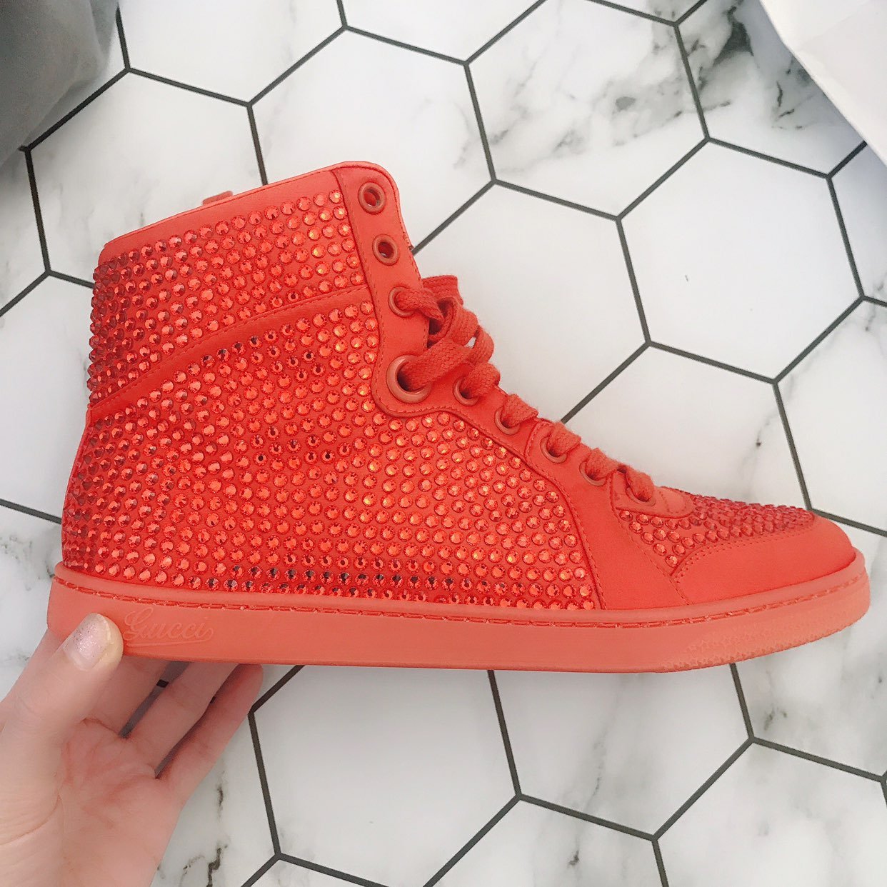 gucci sneaker size37