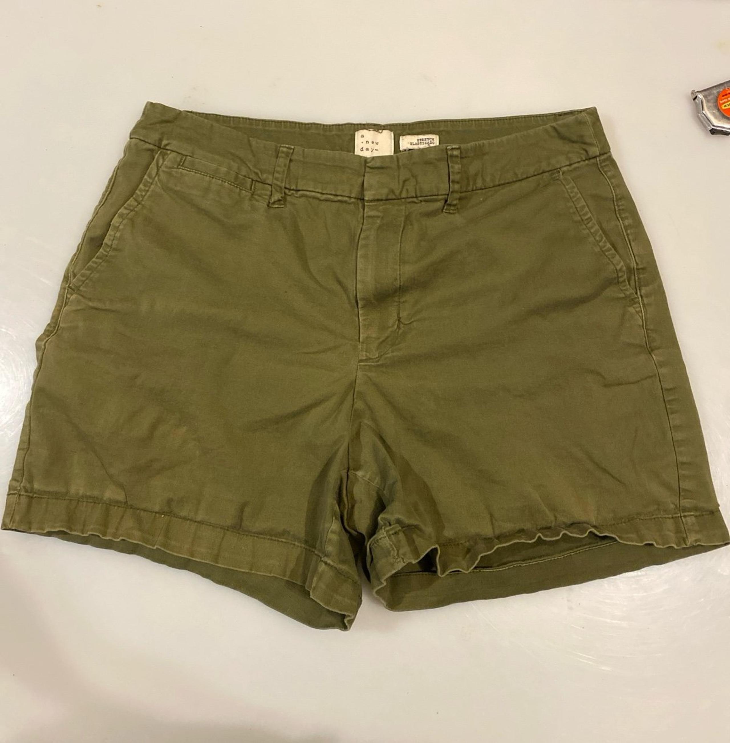 Womens Ladies A New Day Olive Green Stretch Shorts 6