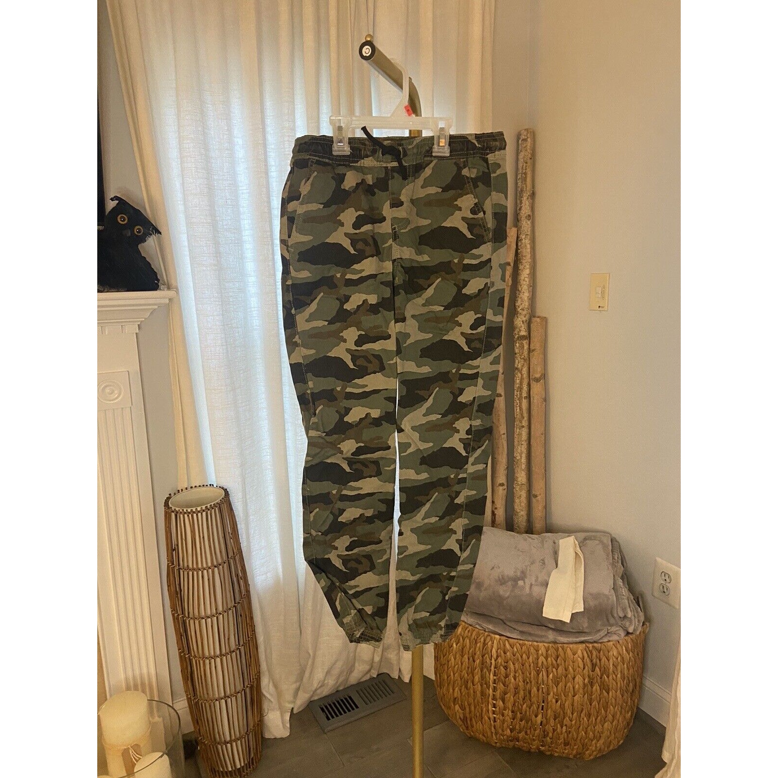 Girls camo joggers Size XL RSQ