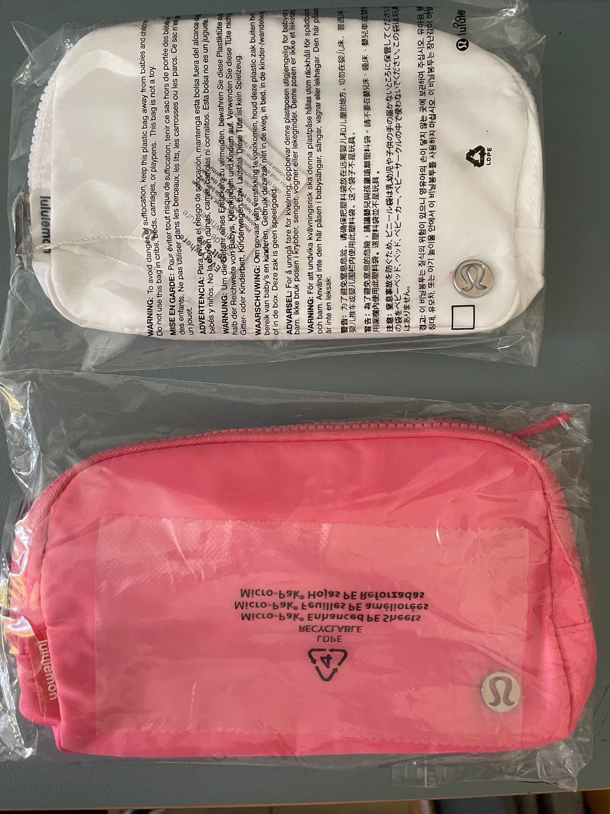 lululemon everywhere belt bag 1l combo *** white & Sakura pink ***