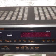 Denon DRA-295 stereo recevier plain and