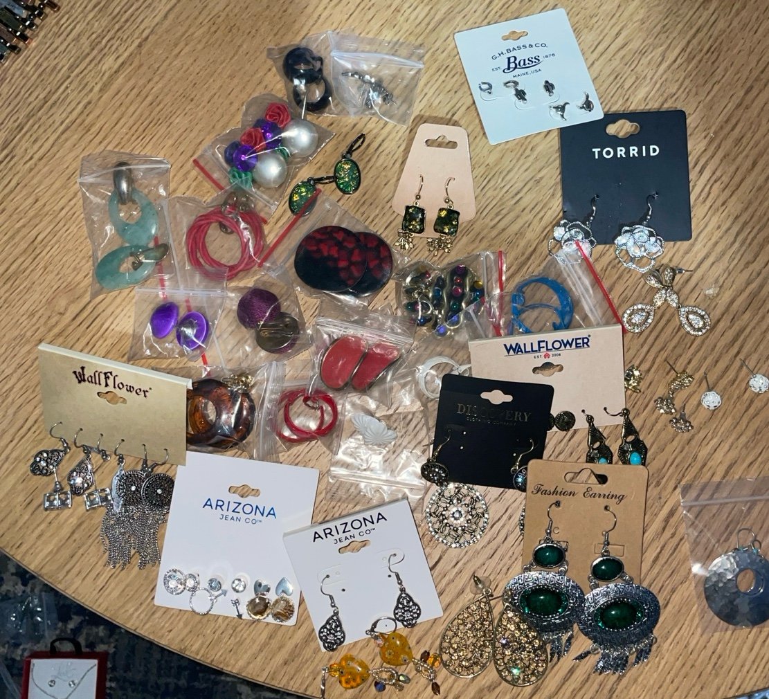 Lot of new and vintage earrings