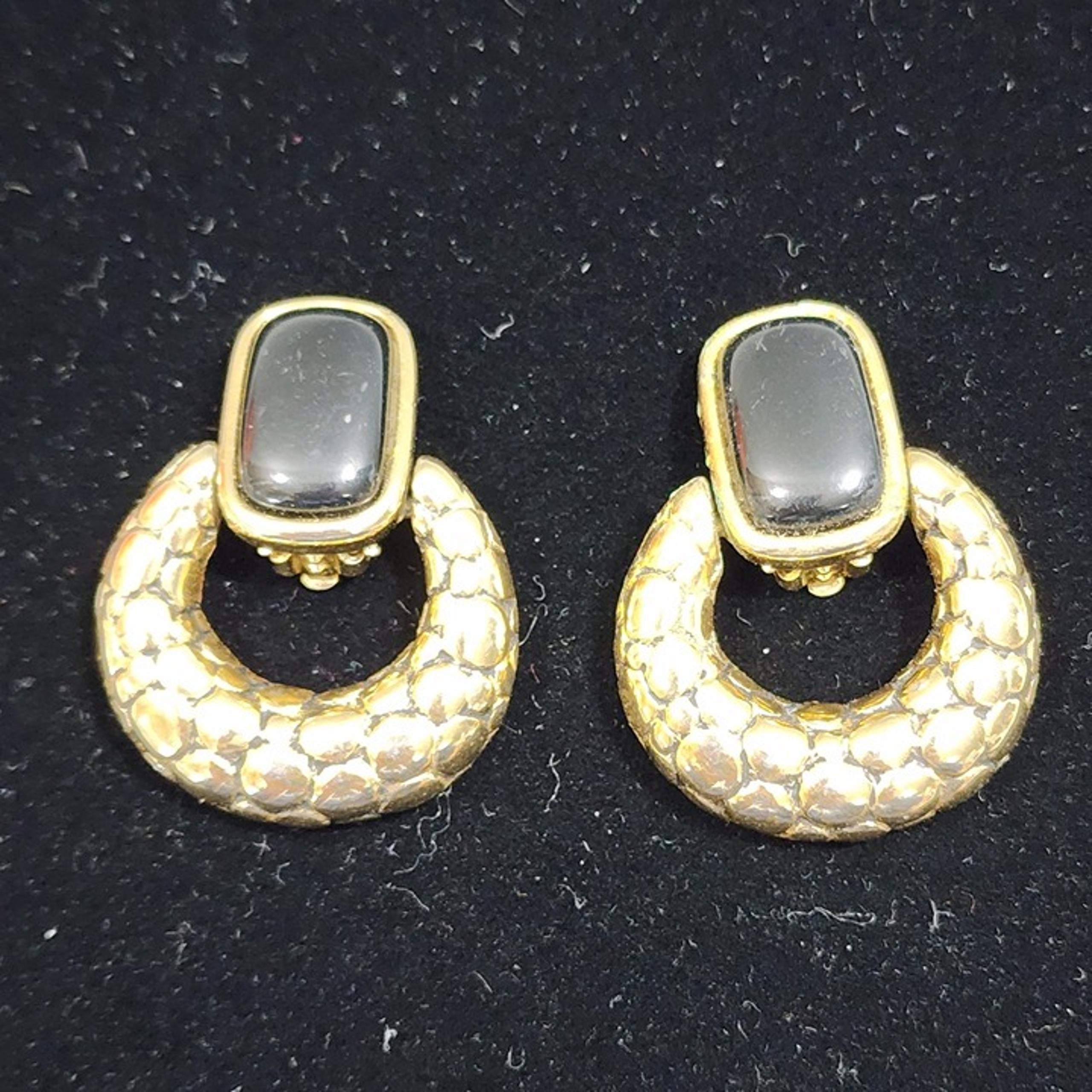 Vtg GIVENCHY Gold Toned Cobblestone & Black Door Knocker Dangle Clip-On Earrings