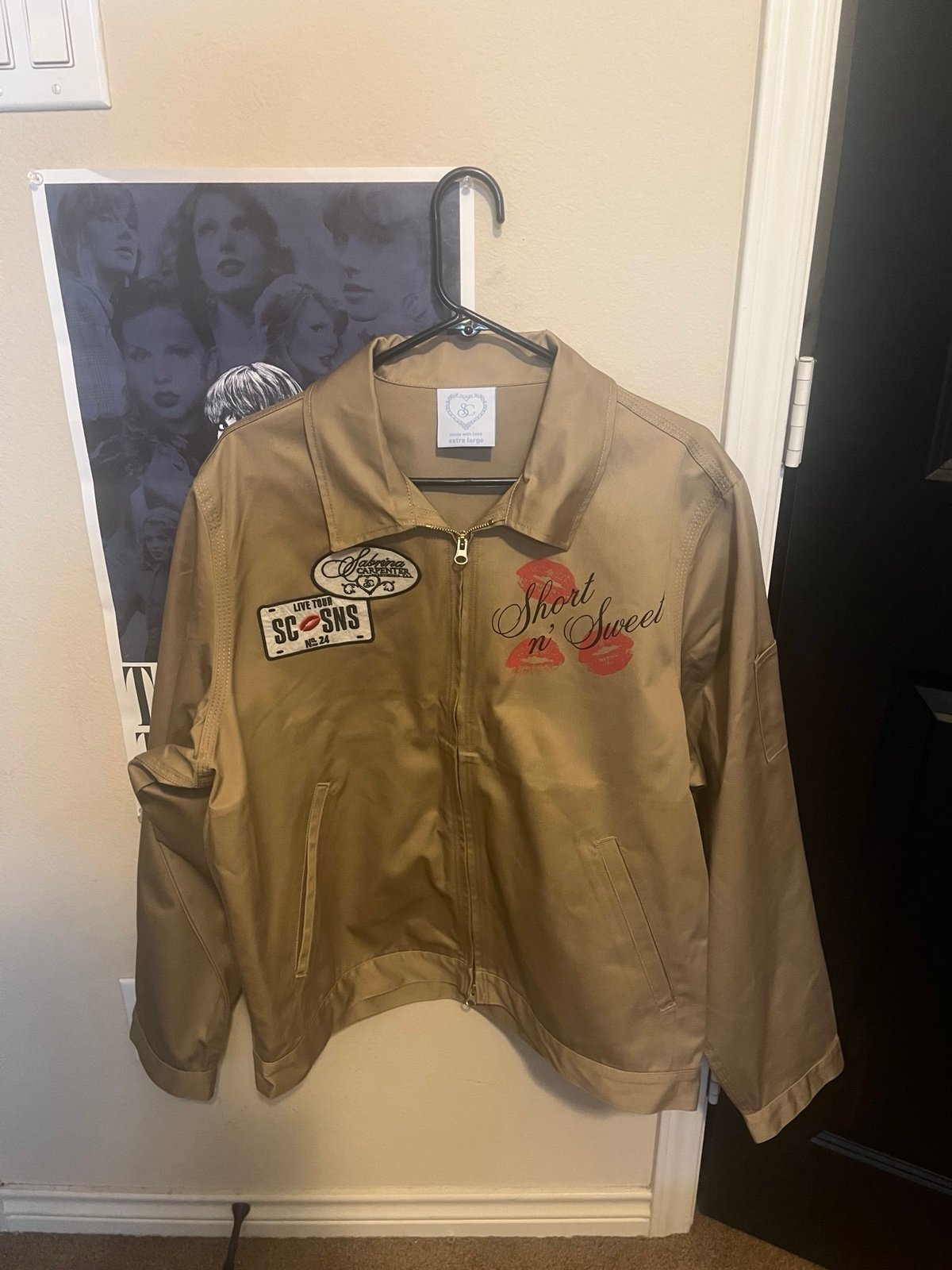 team sabrina short n sweet tour vip jacket