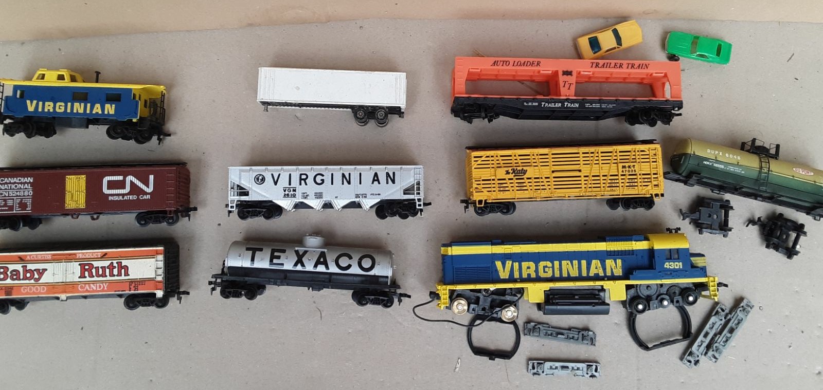 Virginian ho scale train vintage