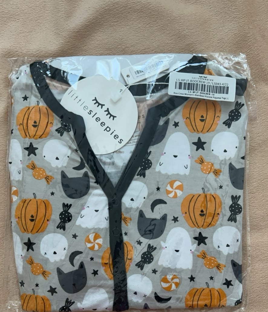 Little Sleepies boo crew L women’s top