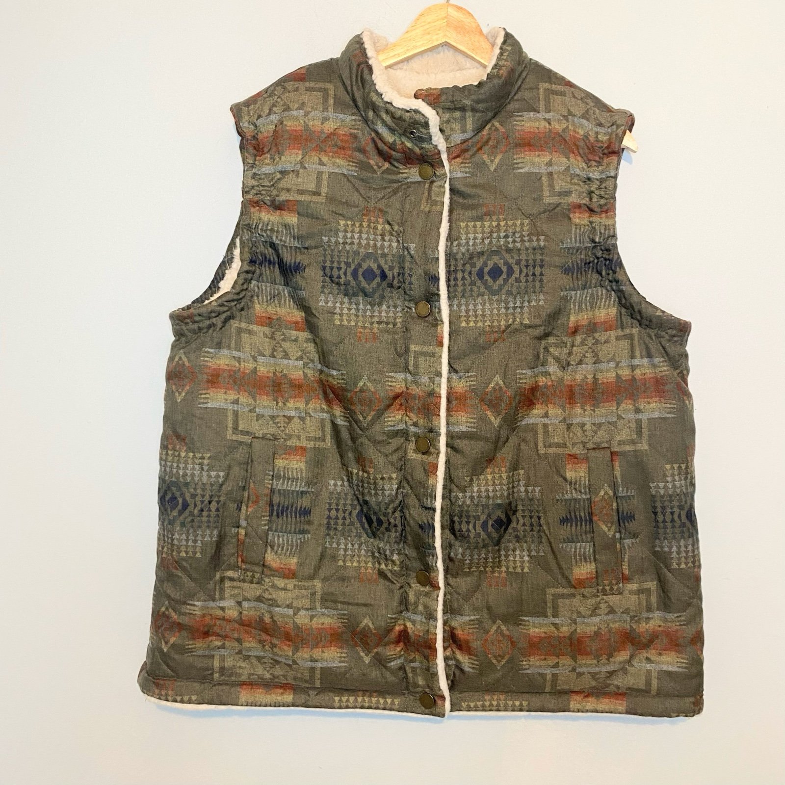 Pendleton Womens Aztec Reversible Sherpa Snap Up Vest Size XL
