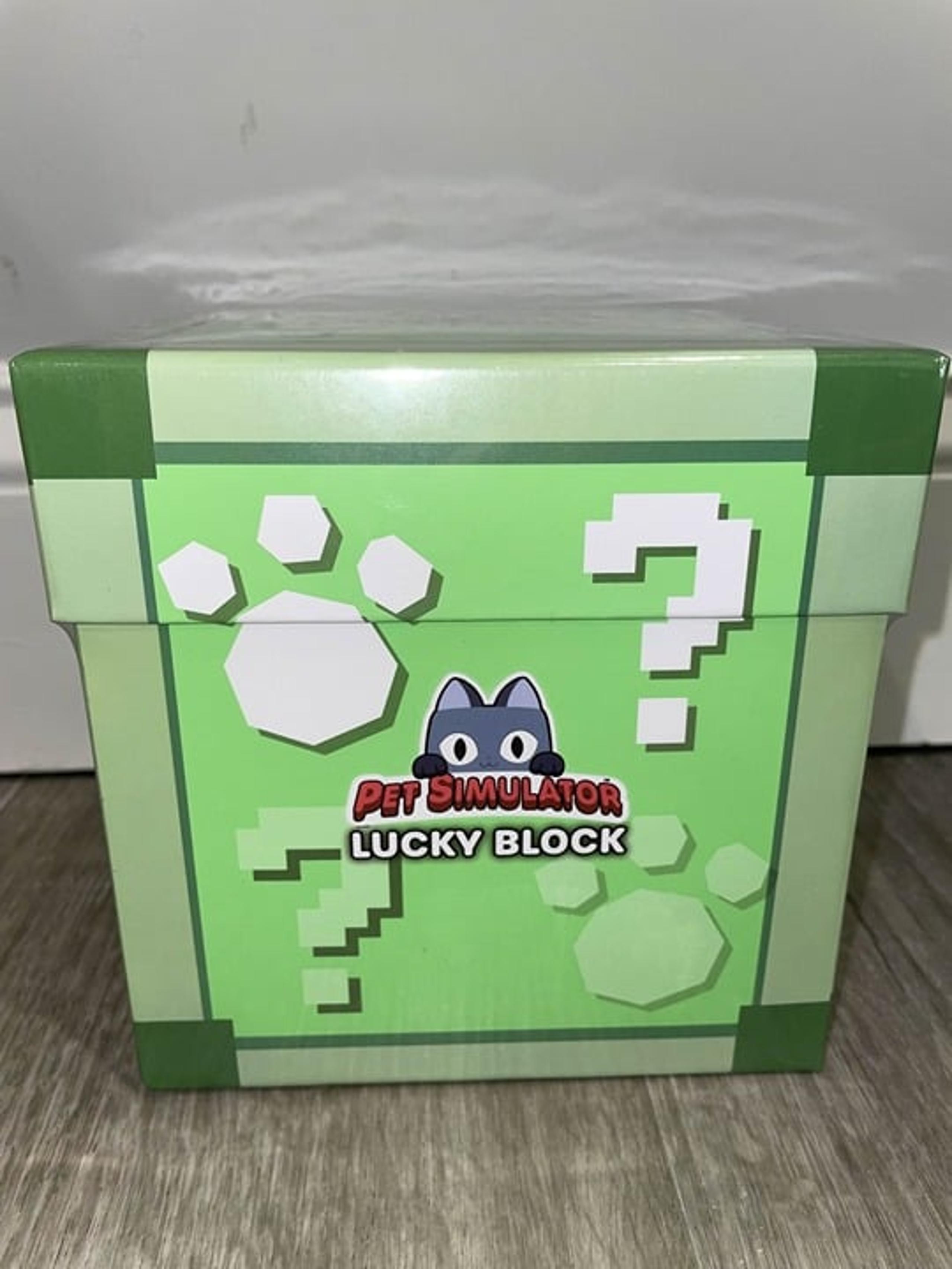 Green Box Huge Games Roblox Pet Simulator Lucky Block Plush w/ DLC Code- Sealed!