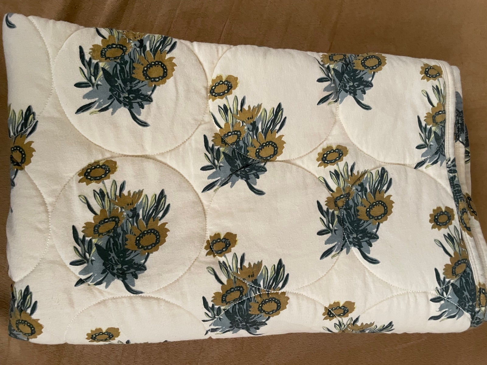 Kate quinn calendula quilt