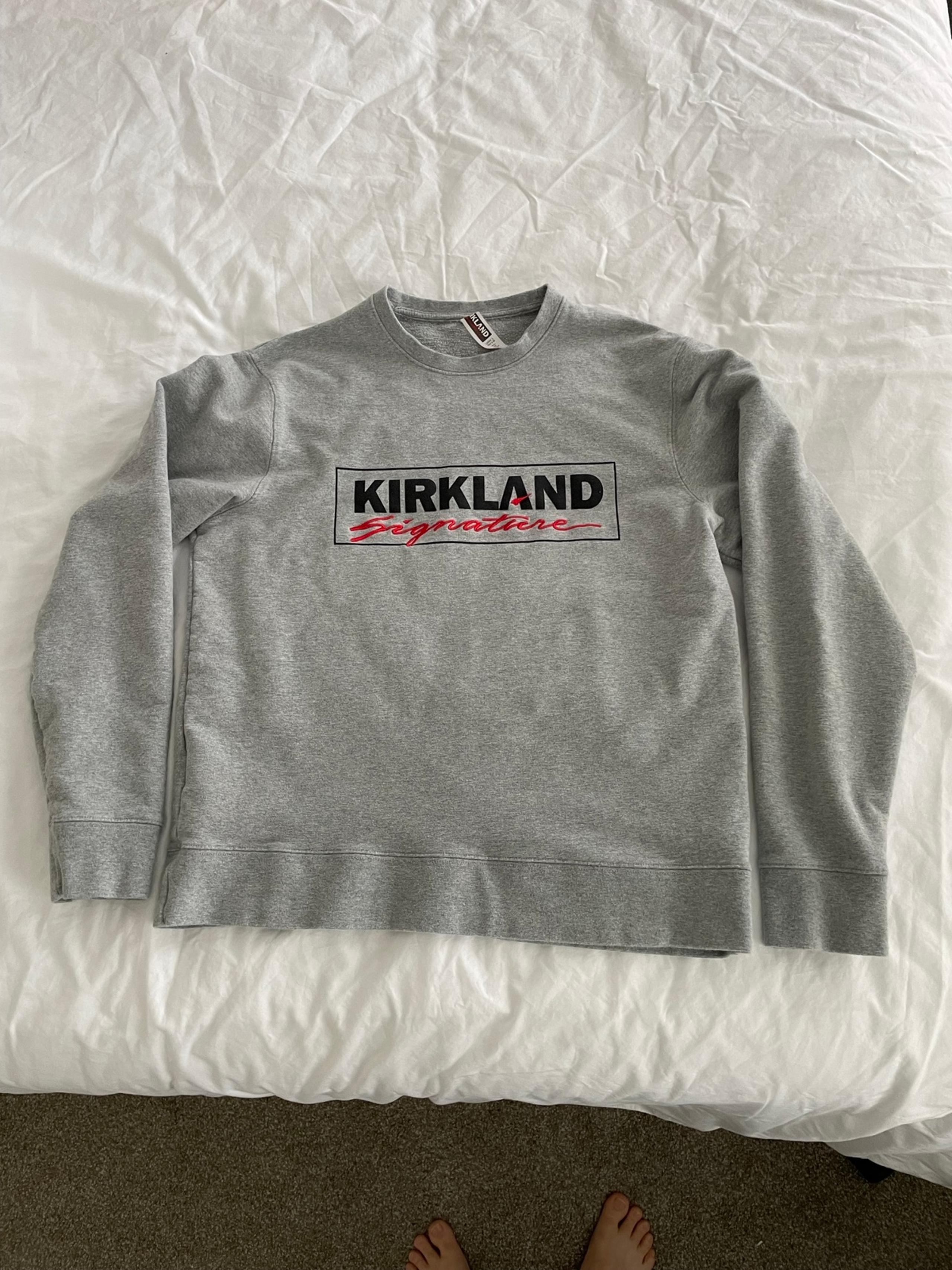 Costco Kirkland signature sweatshirt - women’s large, men’s medium