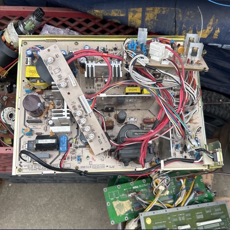 Like New 29E31S Arcade Video Game Monitor Chassis