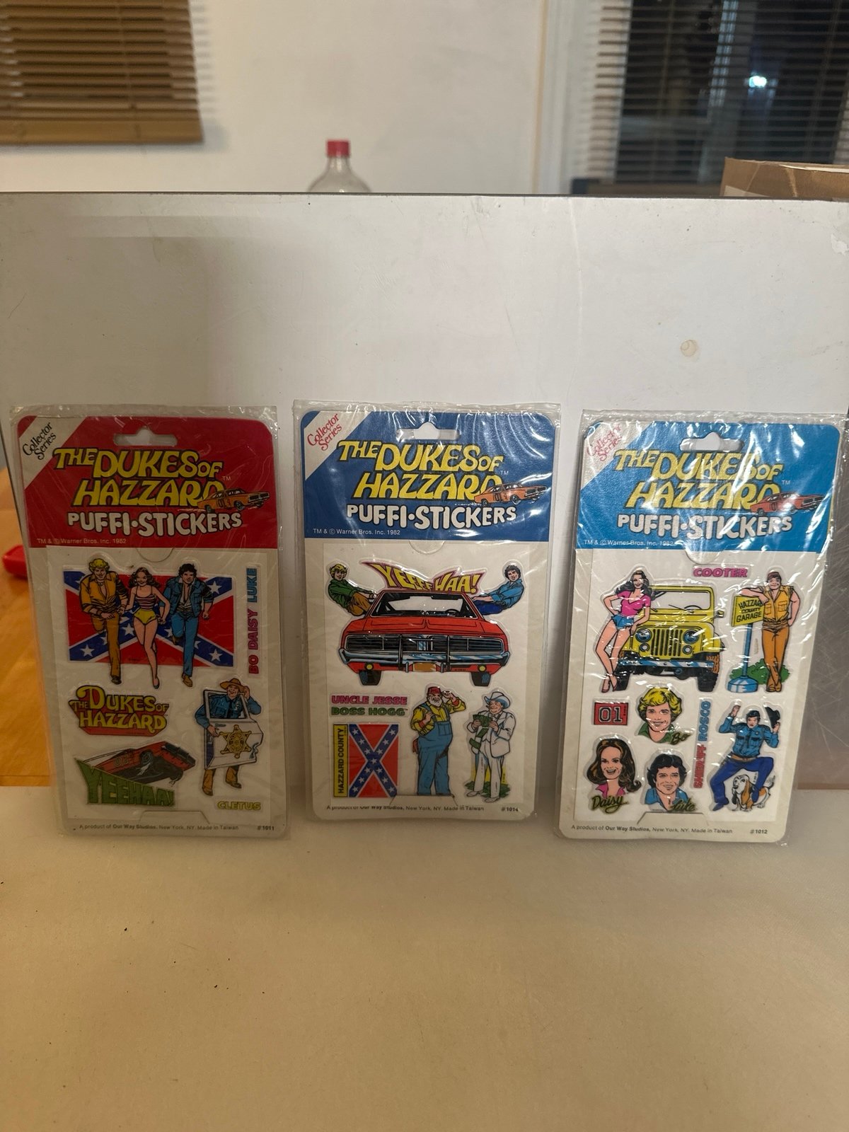 Dukes of hazzard puffi-stickers