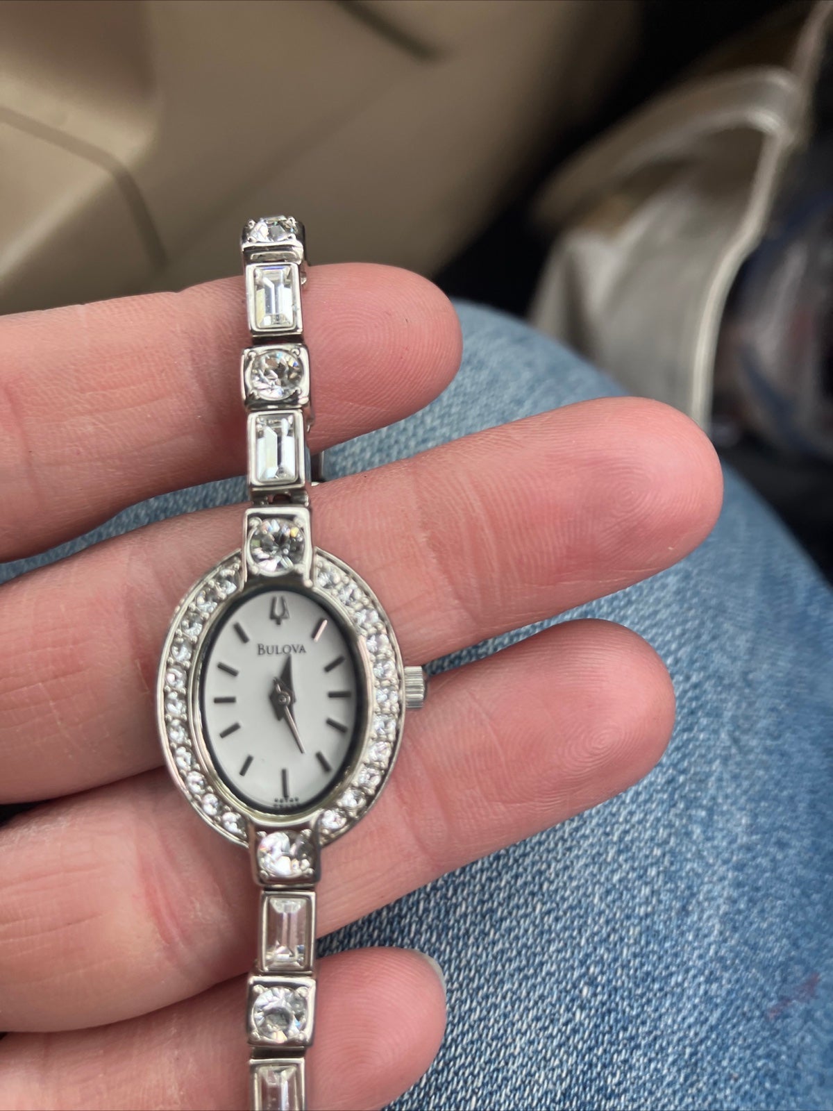Dainty women’s Bulova watch like new