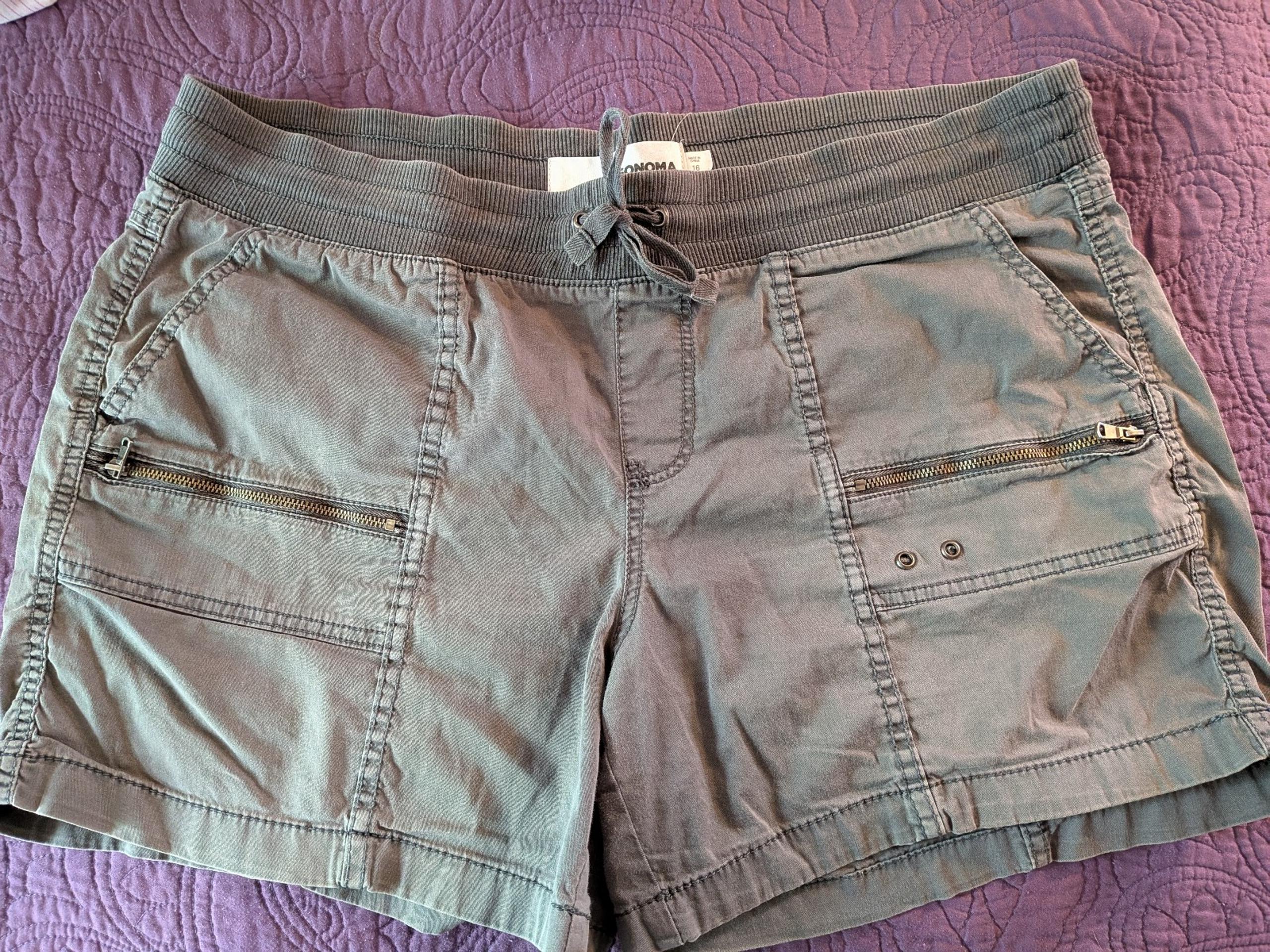 SONOMA Grey Shorts size 16