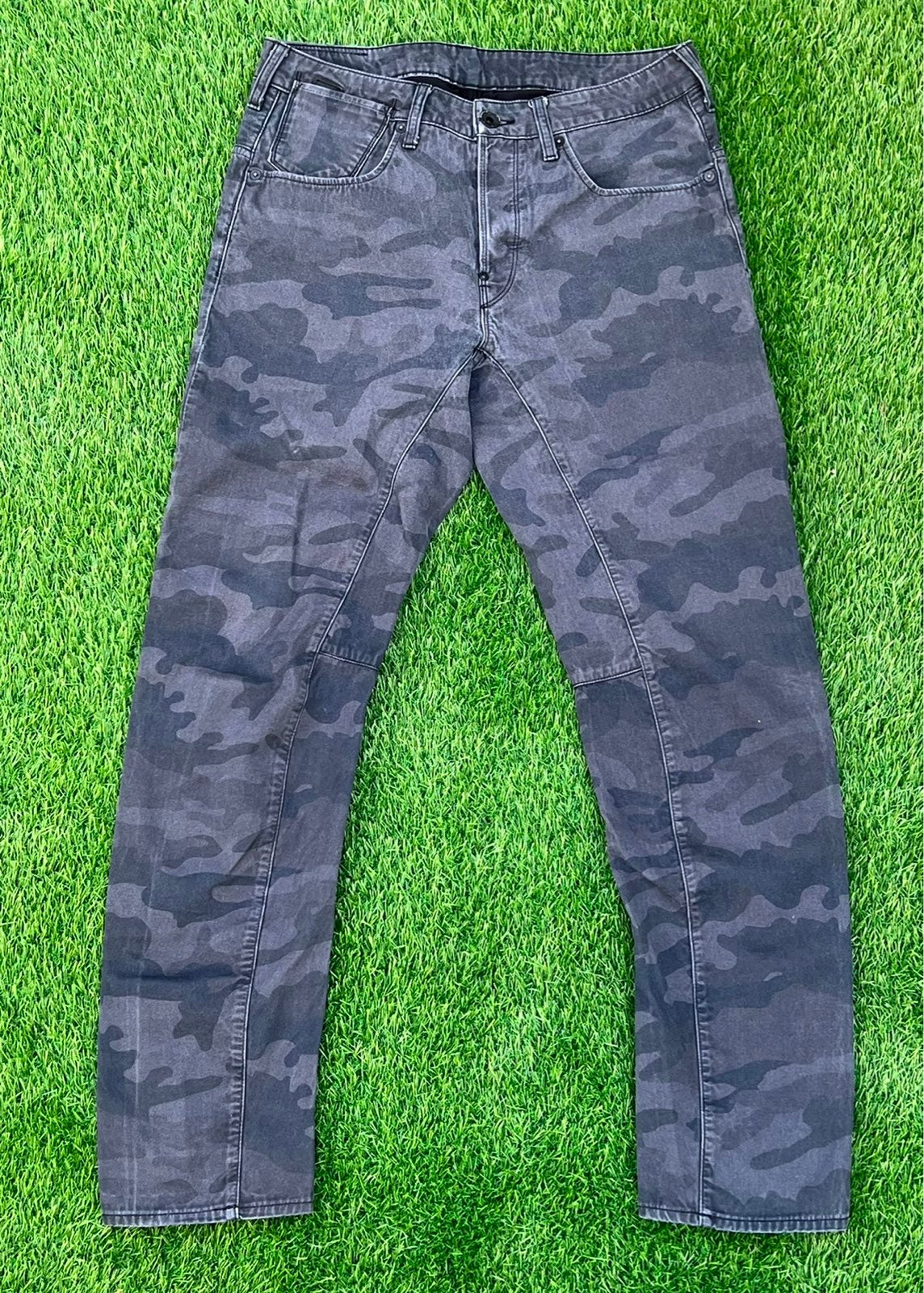 G STAR RAW A CROTCH TAPERED Men's Steel Gray Camo Jeans sz 32 x 30