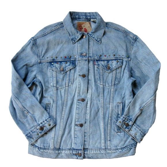 NWT Levi's Woman's Baggy Trucker in Reach For The Sky Denim Jean Jacket M