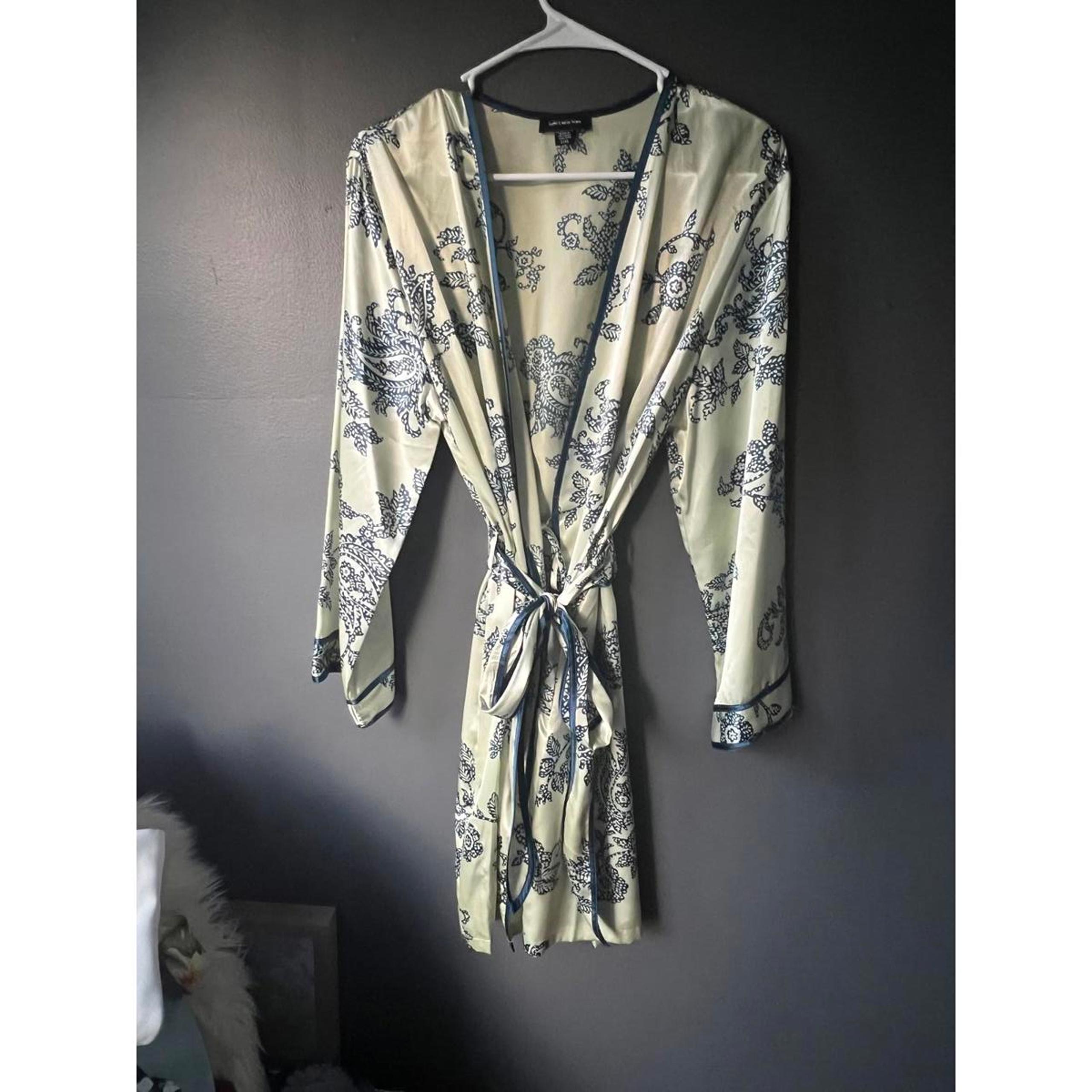 Elegant Jones New York Women's Robe - L/XL - Floral Design