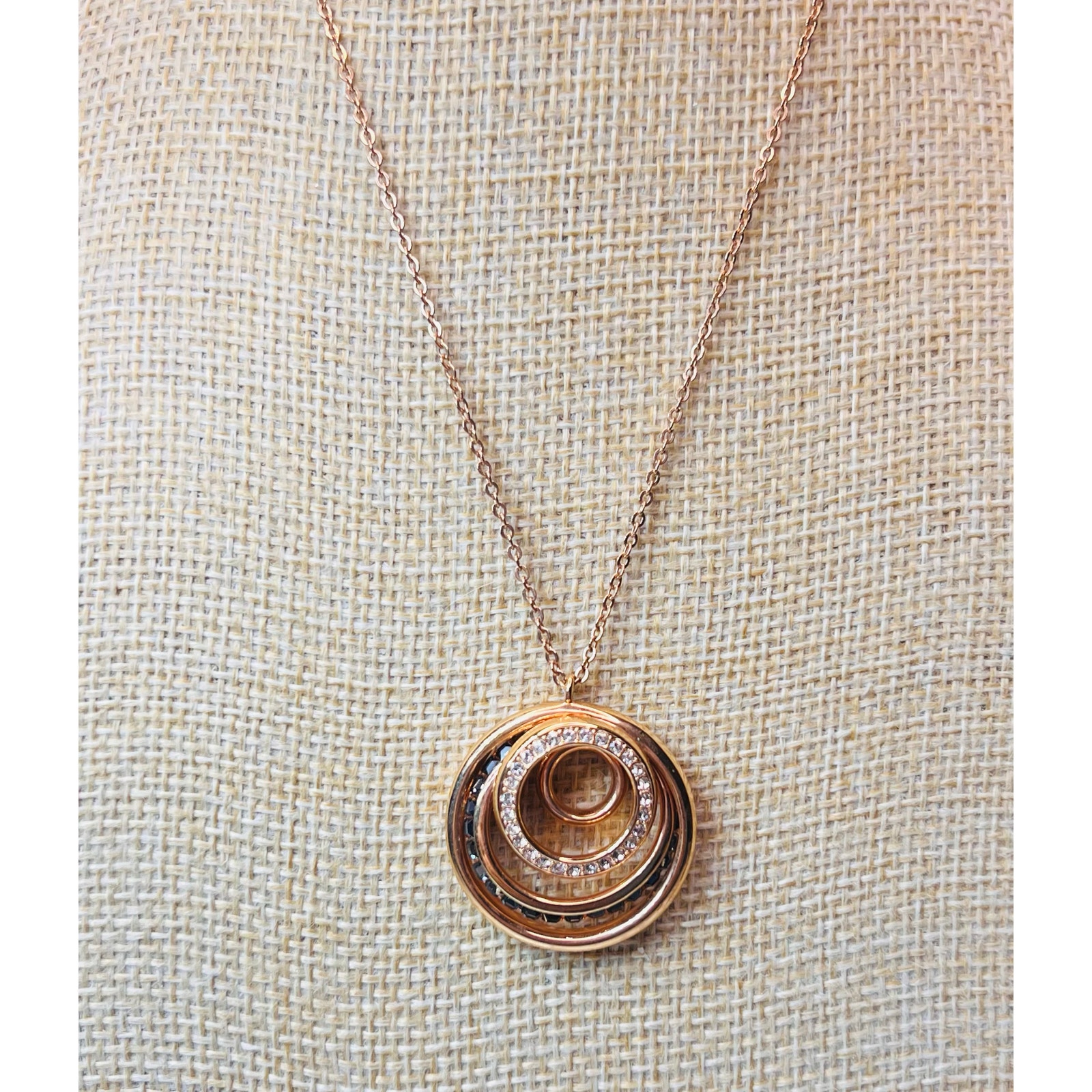 Swarovski Dynamic Pendant Rose Gold Rhinestone Circles