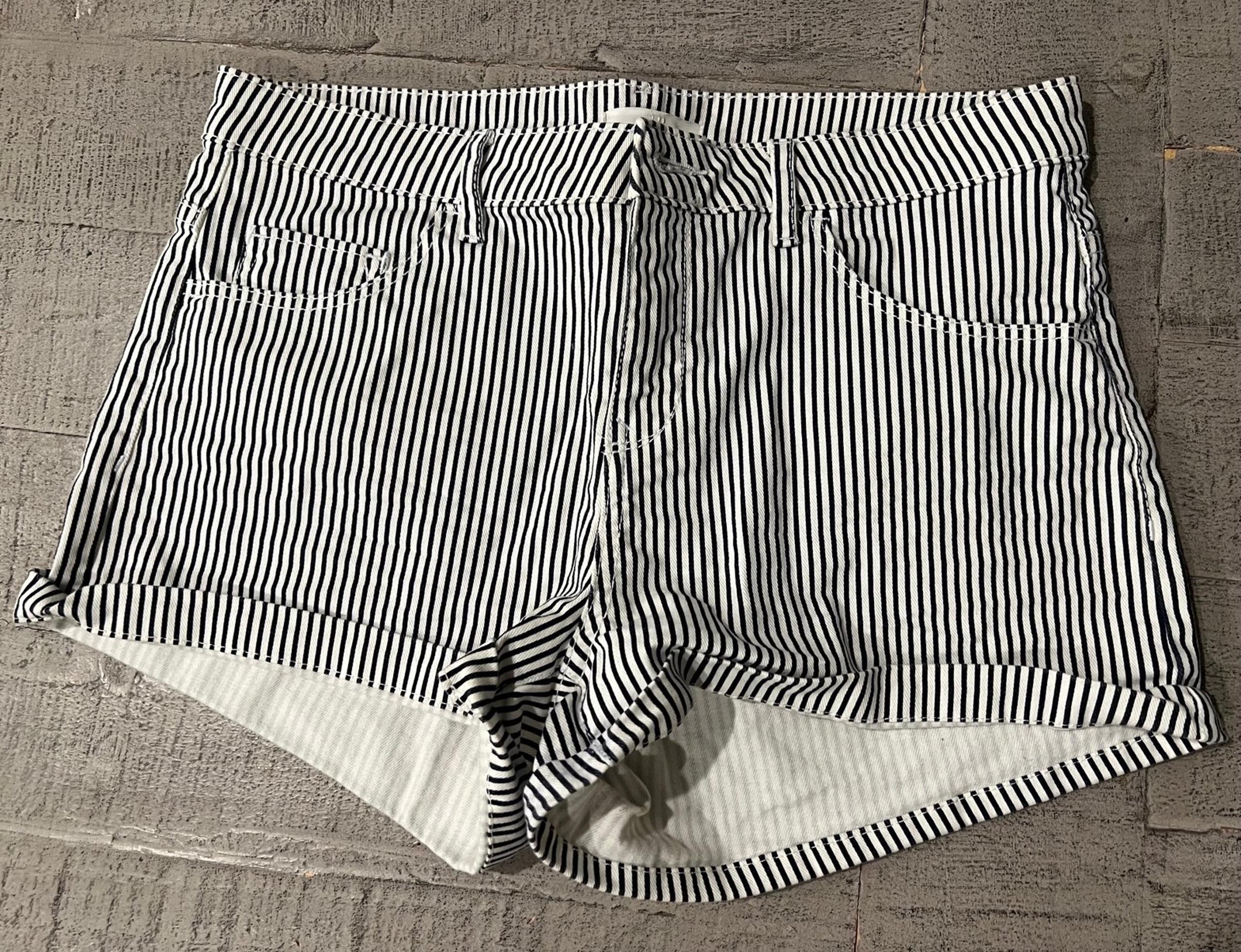 H&M women Jean shorts