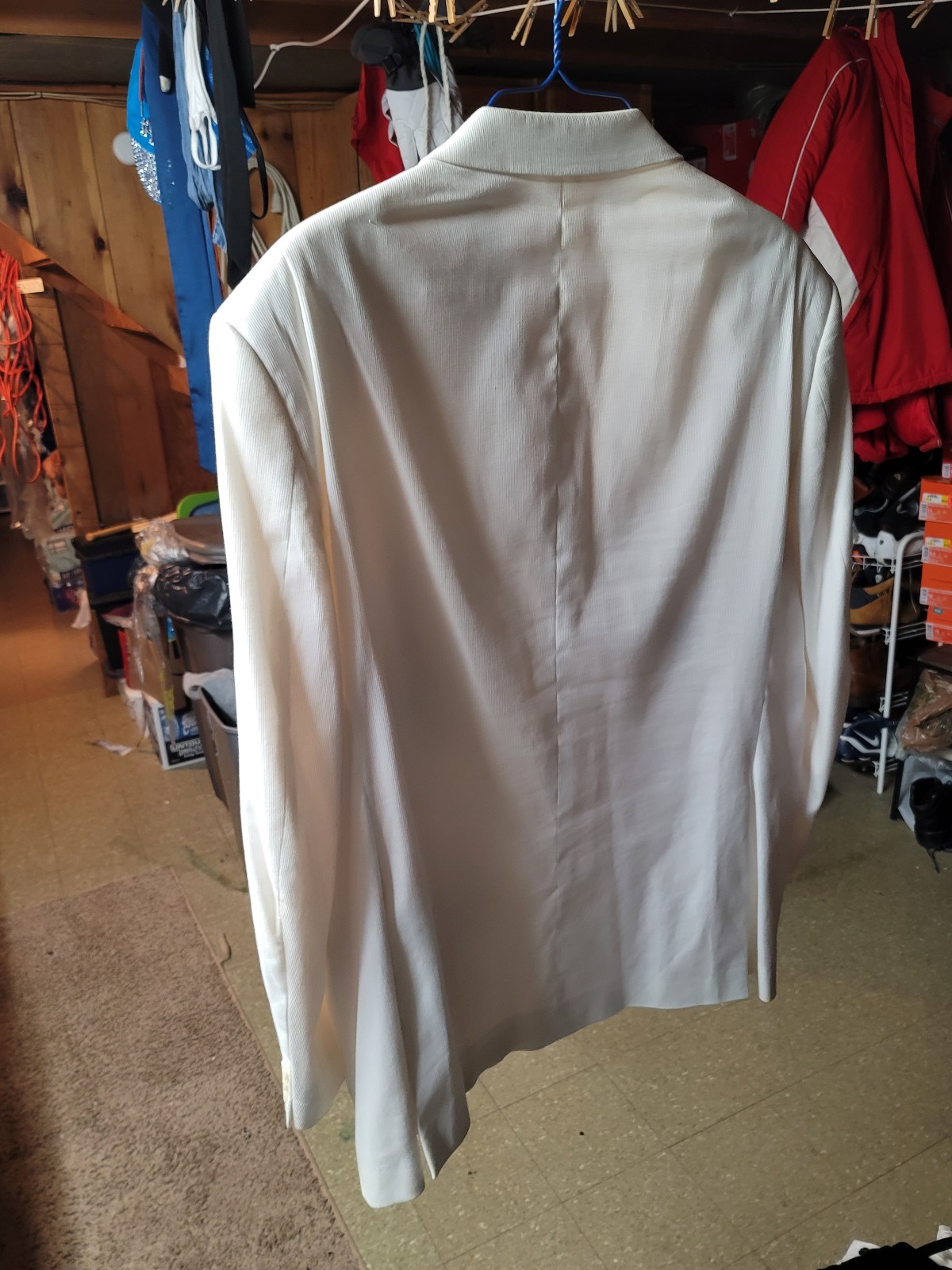 Men's clothing