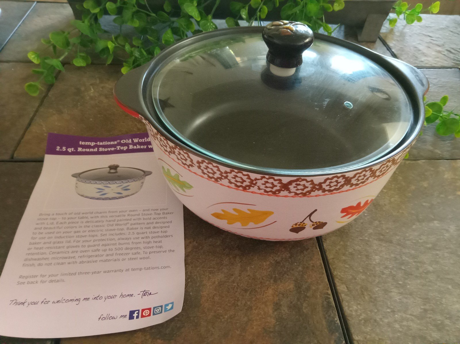 Temp-tations old world autumn 2.5 round stove top baker pot