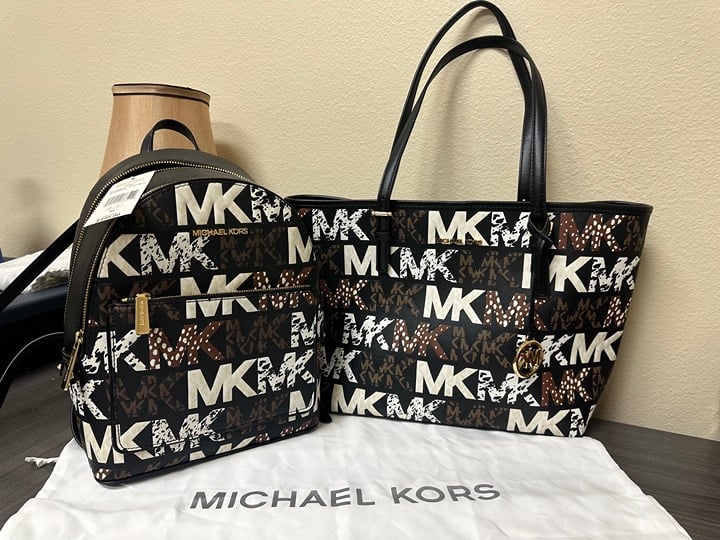 NWT MICHAEL KORS