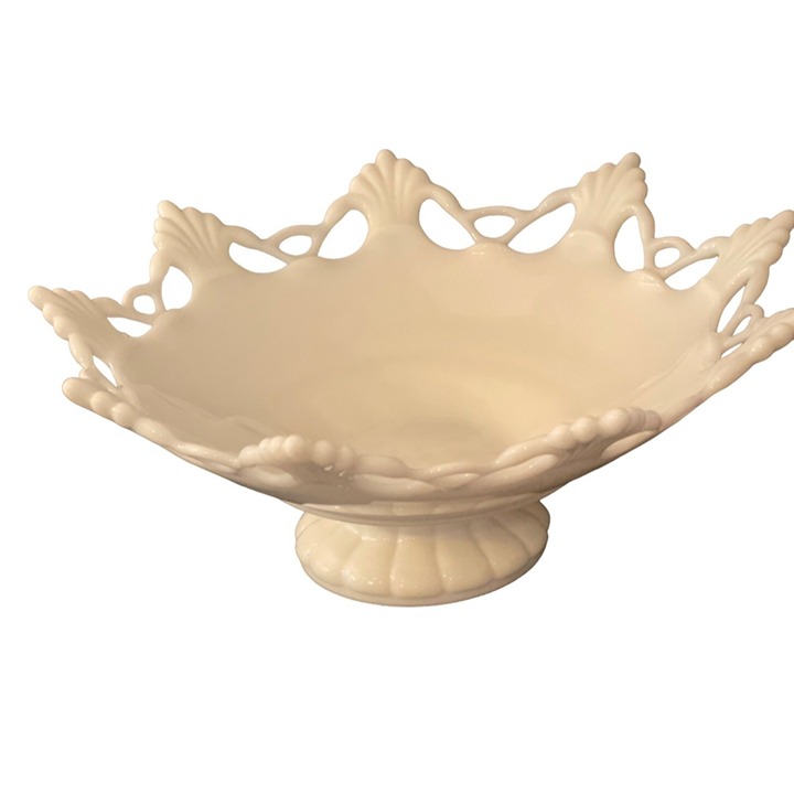 Westmoreland Milk Glass Ring and Petal Footed Fruit Bowl White 11.5 x 4.5