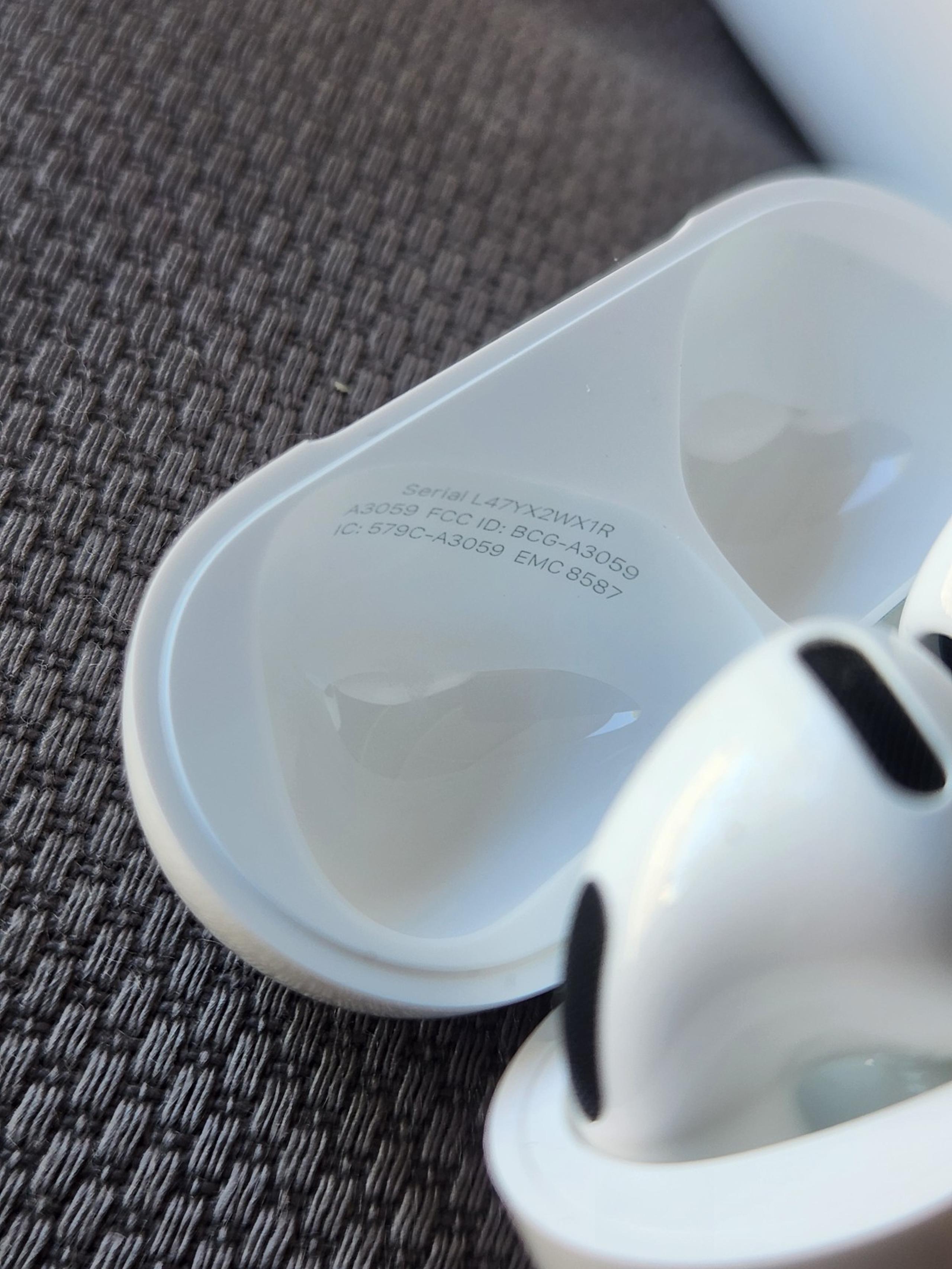 AirPods 4 with noise cancellation
