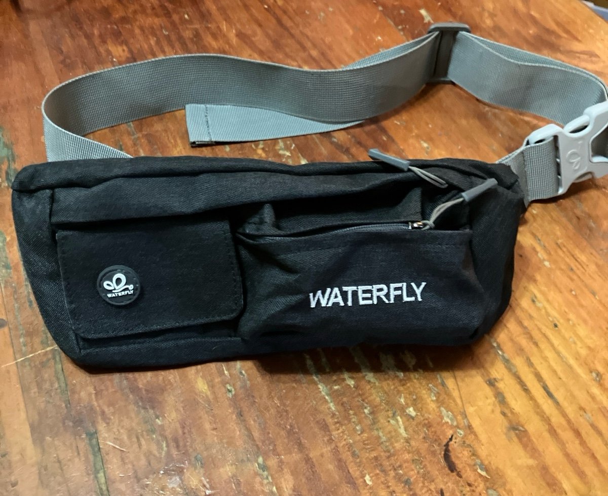 Waterfly belt bag