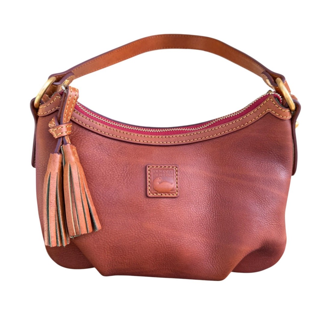 EUC Dooney & Bourke Florentine Pouchette, Super Clean Interior