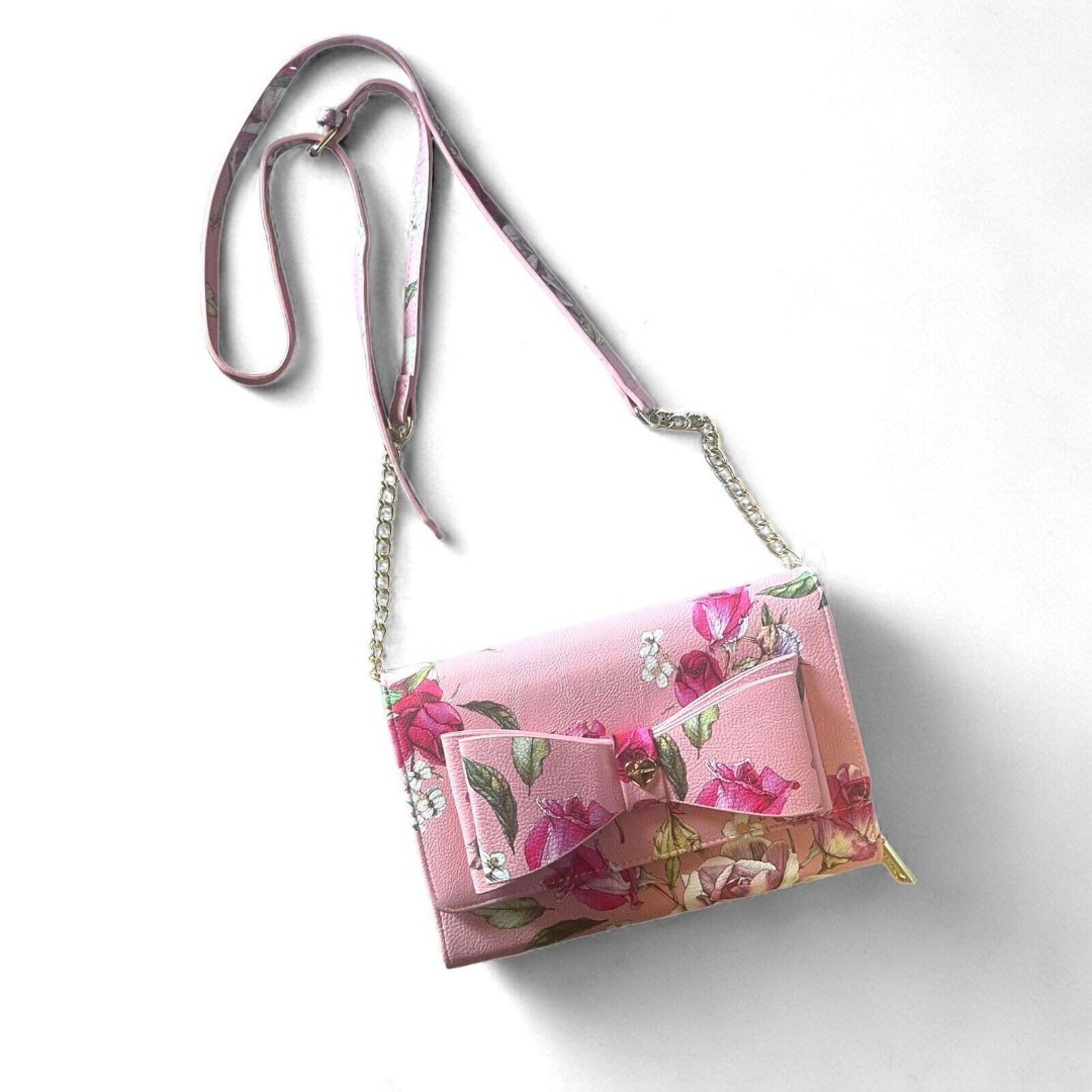 Betsey Johnson XL 3 Pocket Wallet Purse Floral Print