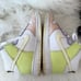 Nike Dunk High in Light Lemon Twist Size 8