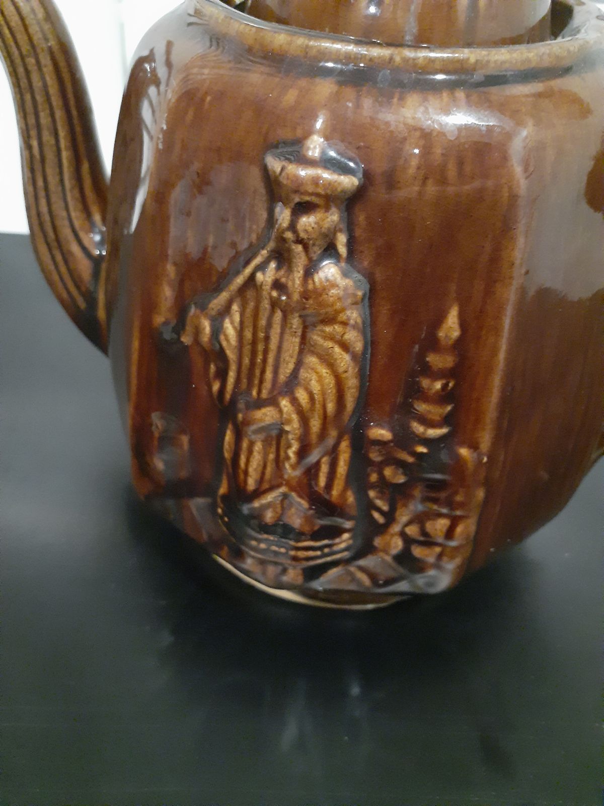 Mid 1800s Chinaman Rockingham Bennington