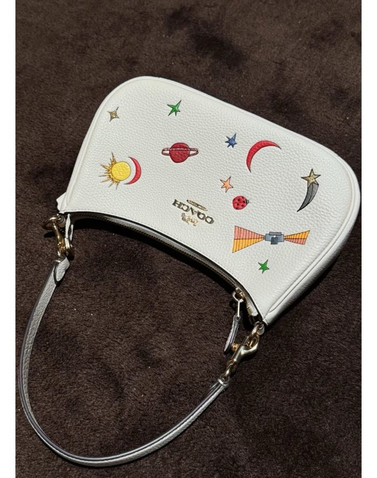 NWT  Coach X Observed By Us Teri Shoulder Bag In Leather With Print Chalk CU3