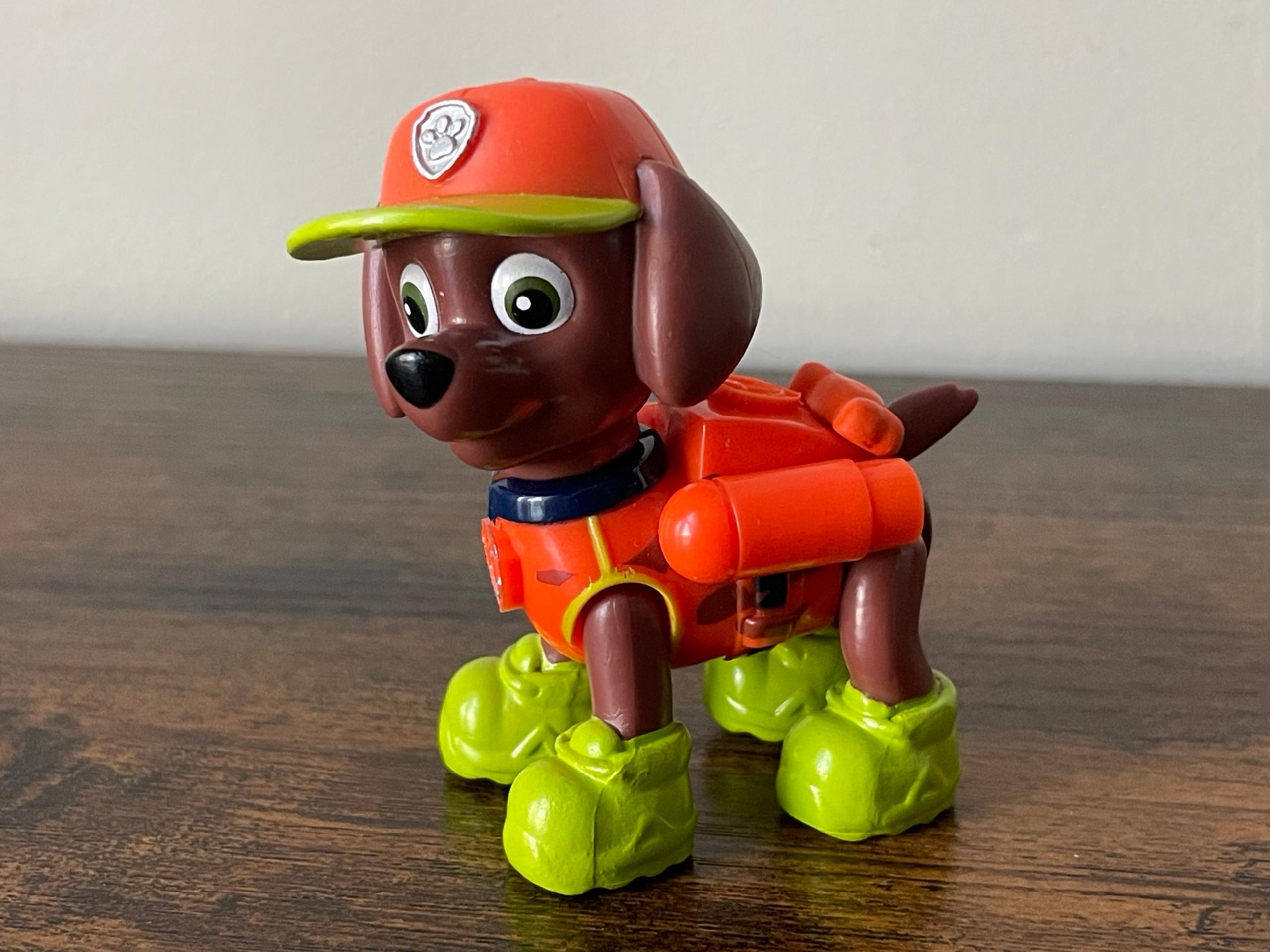 Paw Patrol Jungle Rescue Zuma Figure