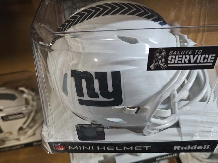 NEW YORK GIANTS SALUTE TO SERVICE ALT 2024 REPLICA MINI HELMET NFL RIDDELL