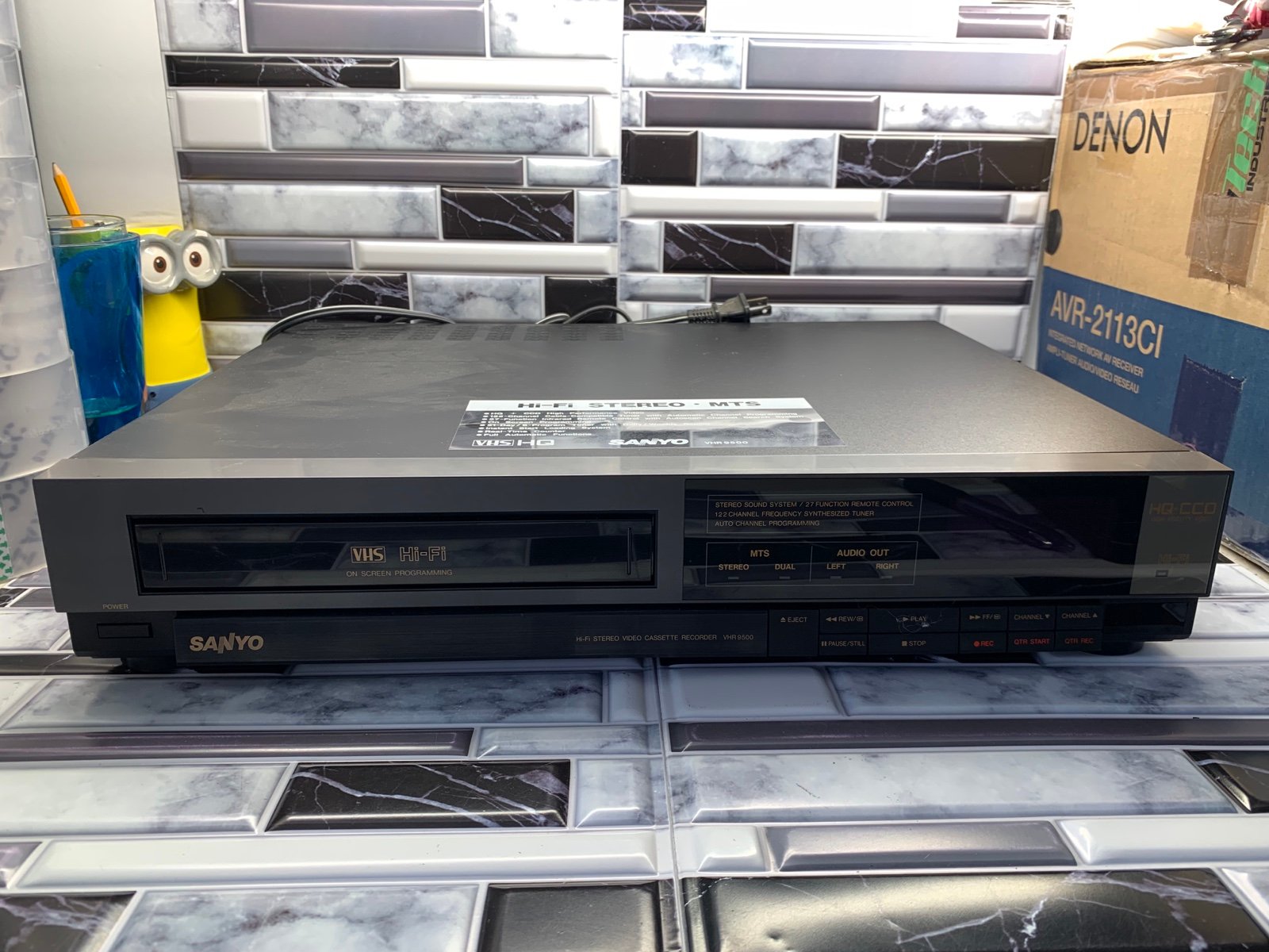 Vintage 1980s Sanyo VHR 9500 - VCR HQ - Made In Japan WITH REMOTE PARTS