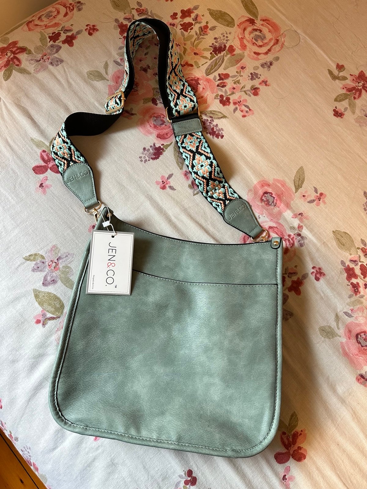 Jen & Co Chloe Vegan Leather Crossbody
