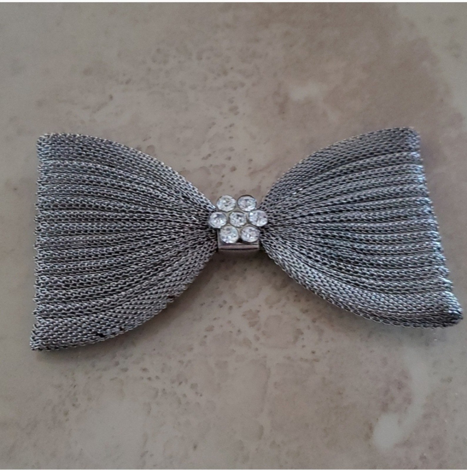 Metal Wire Bow