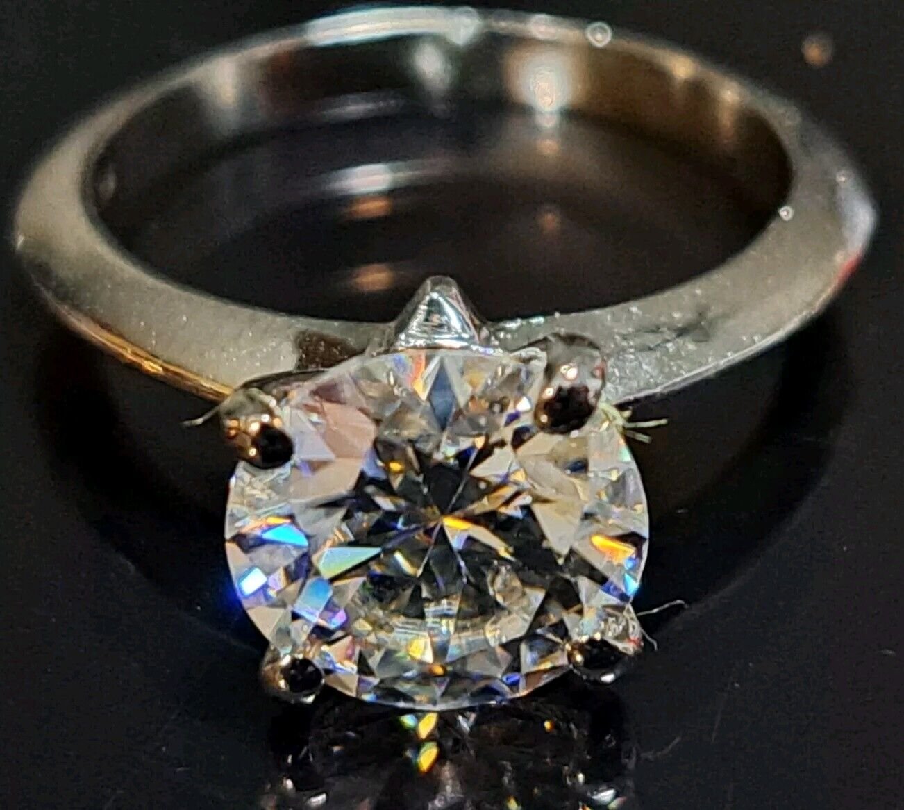*STUNNING* 2.70 CT ROUND BRILLIANT CUT WHITE MOISSANITE RING SIZE 6.75. S6
