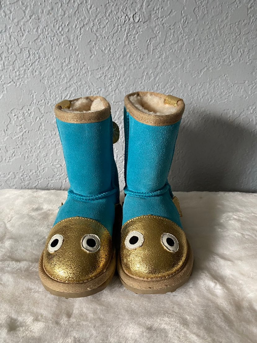 Kids Emu boots