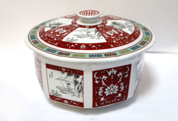 Hexagonal Shaped Covered Ceramic Dish