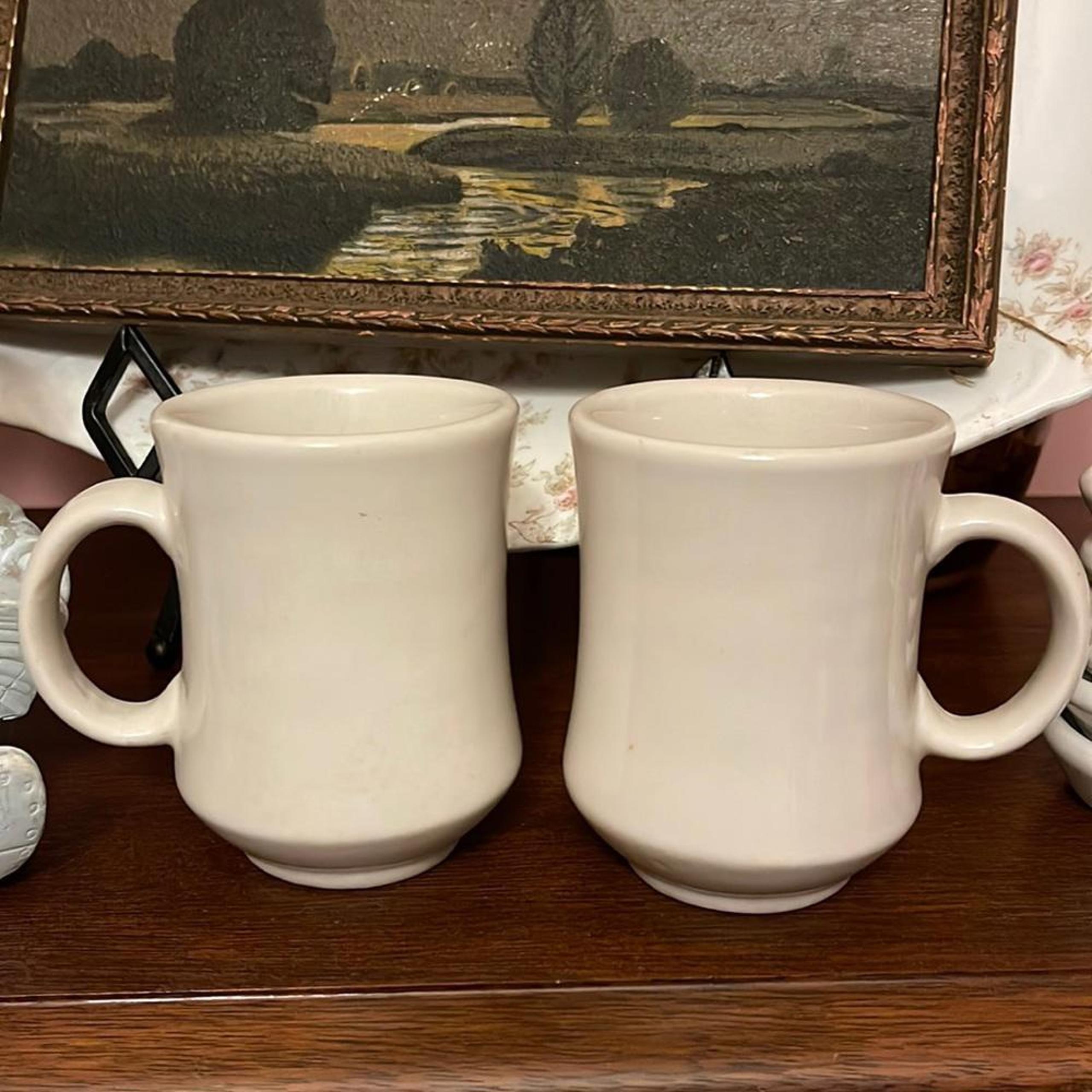 Vintage Set of 2 Ventura China Chunky Ironstone Restaurant ware Diner Mugs Cups