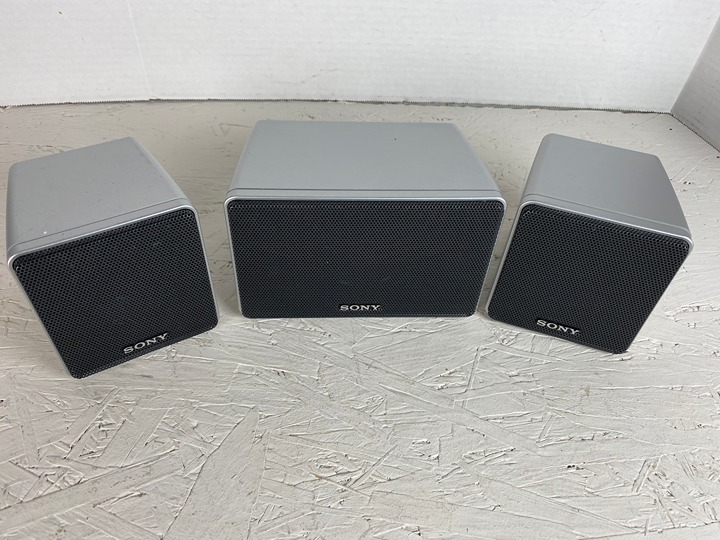 SONEY 3 PIECE SPEACKER SYSTEM MODLE #SS-CPNC67
