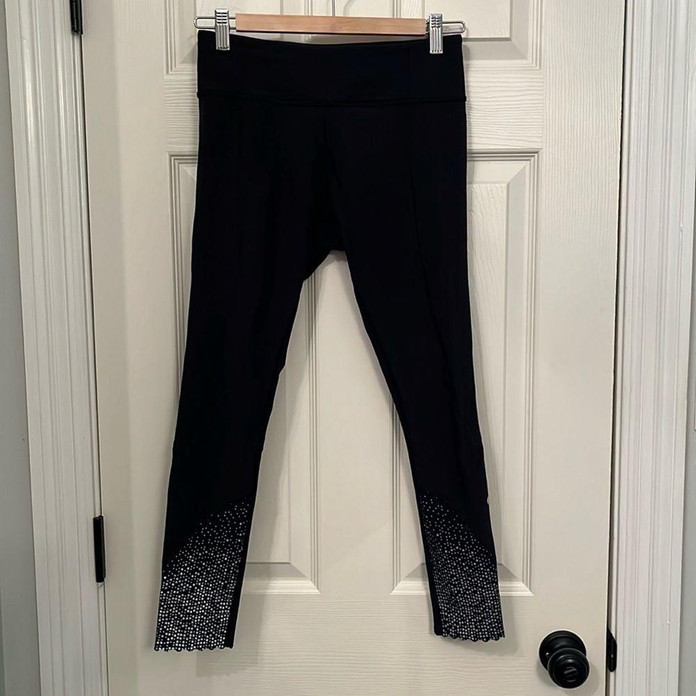 Lululemon Black Tight Stuff Tight High Rise Reflective Leggings Size 6 Running