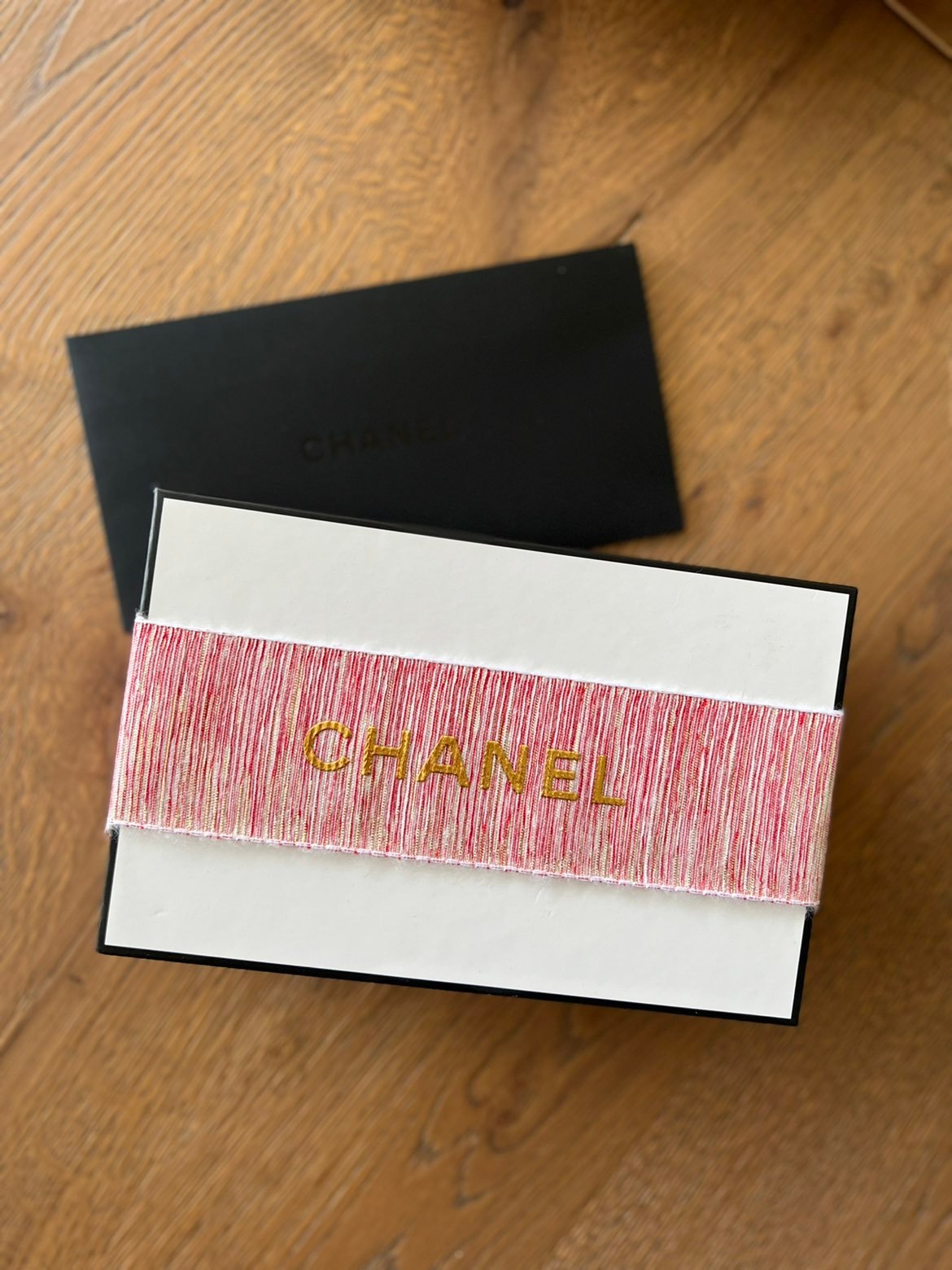 Chanel gift set box with samples