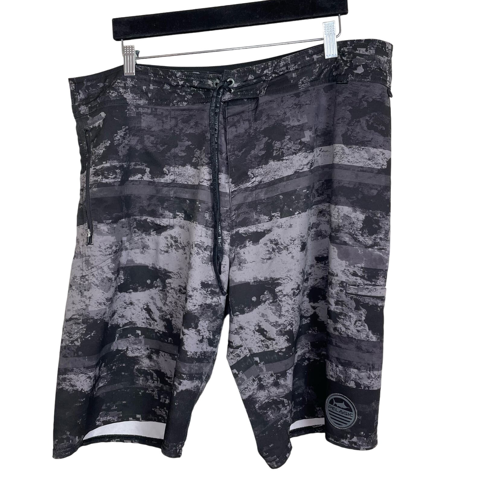 Pelagic Argonaut Stretch Board Shorts Gray Black Size 38 Fishing Surf Swimwear