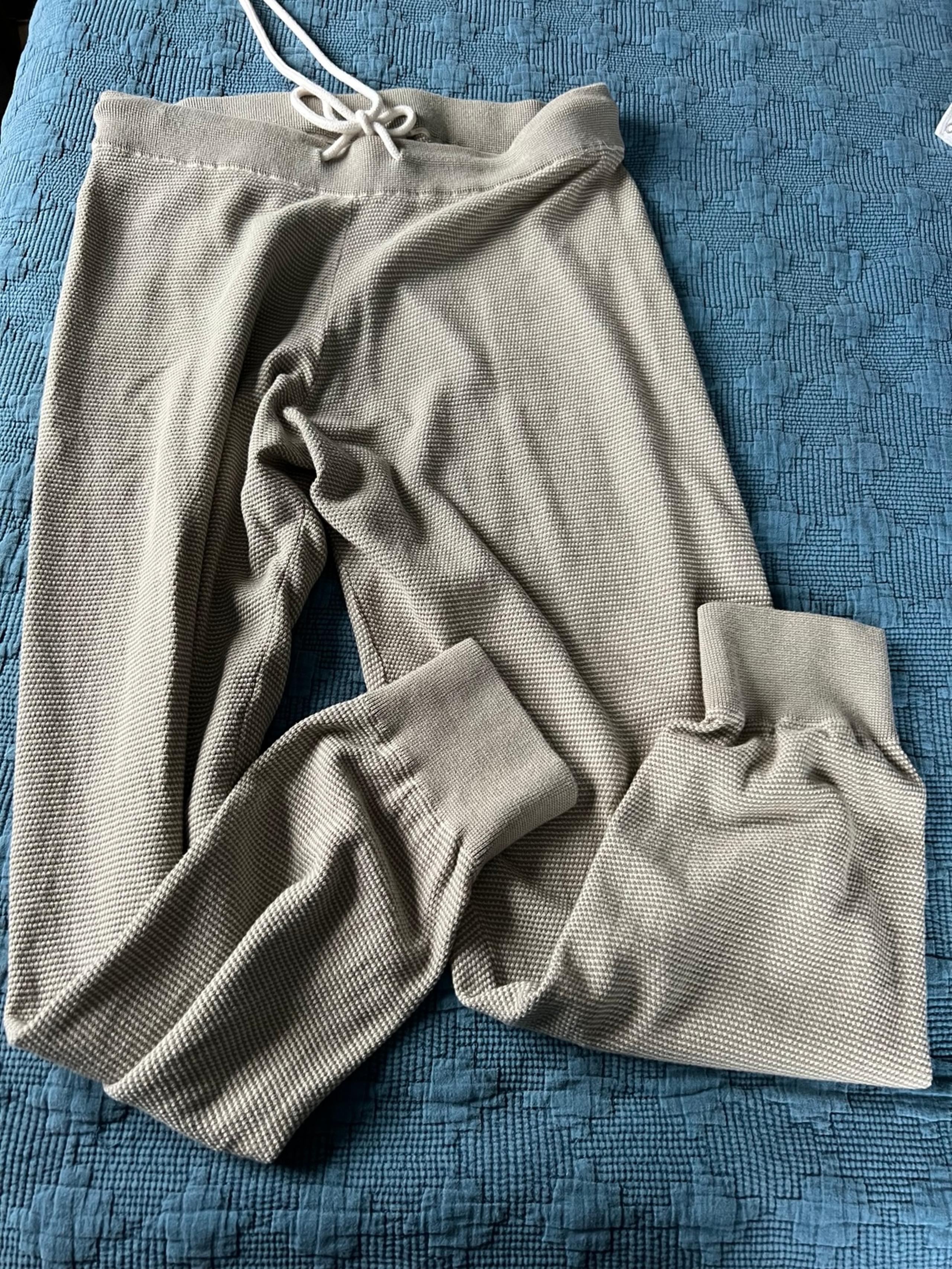 Varley alice 2.0 textured sweatpants greige in size large