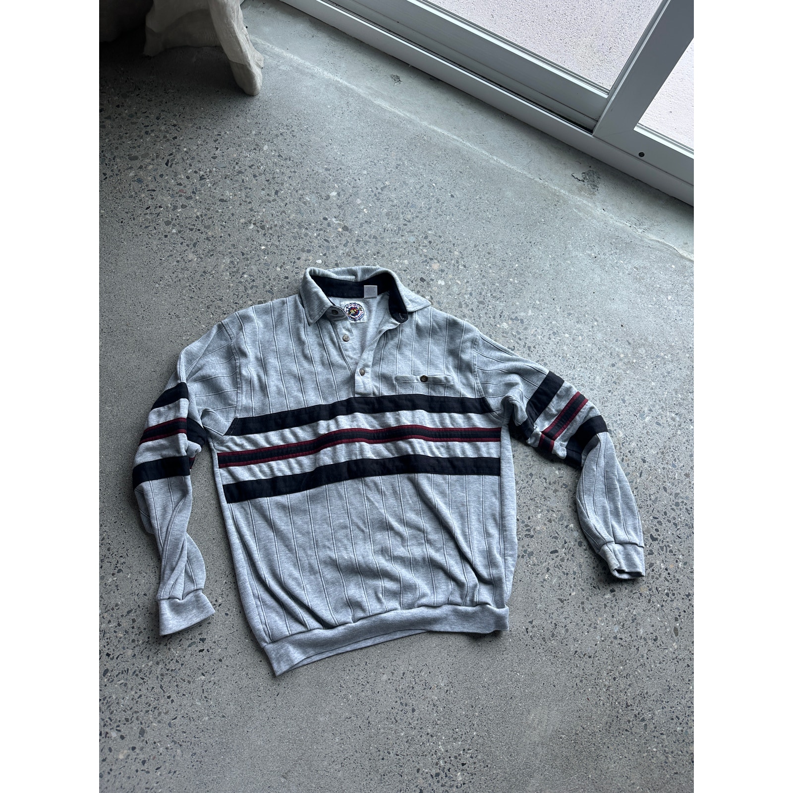 LD Sports International Unisex Medium Pullover Grey Navy Stripes Vintage
